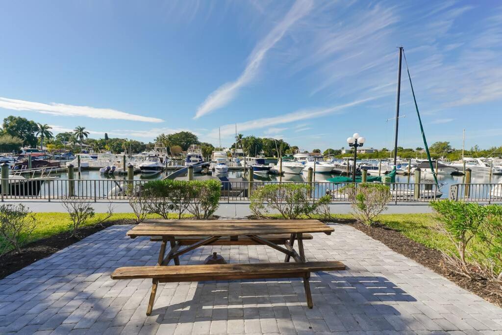 דירות סרסוטה Waterfront, Pool, Tiki Bar & Grill, Gym, Location! מראה חיצוני תמונה