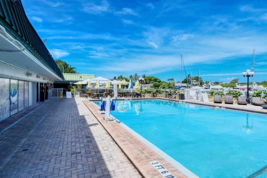 דירות סרסוטה Waterfront, Pool, Tiki Bar & Grill, Gym, Location! מראה חיצוני תמונה